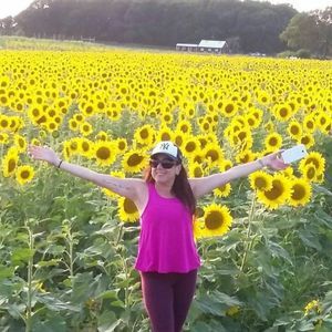 Meet your Posher, Dana